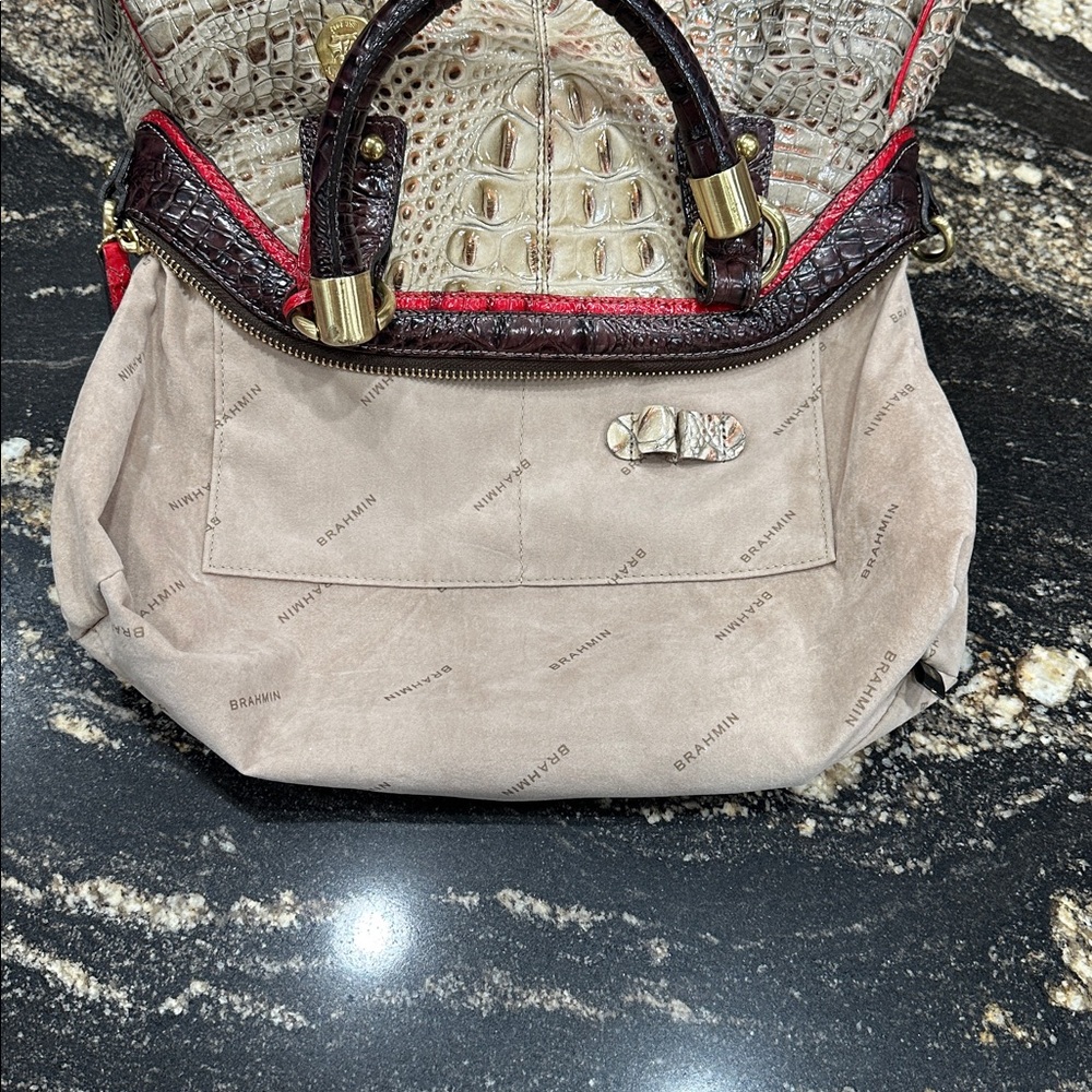 EUC Brahmin “Lisa” croc-embossed satchel - Picture 11 of 16
